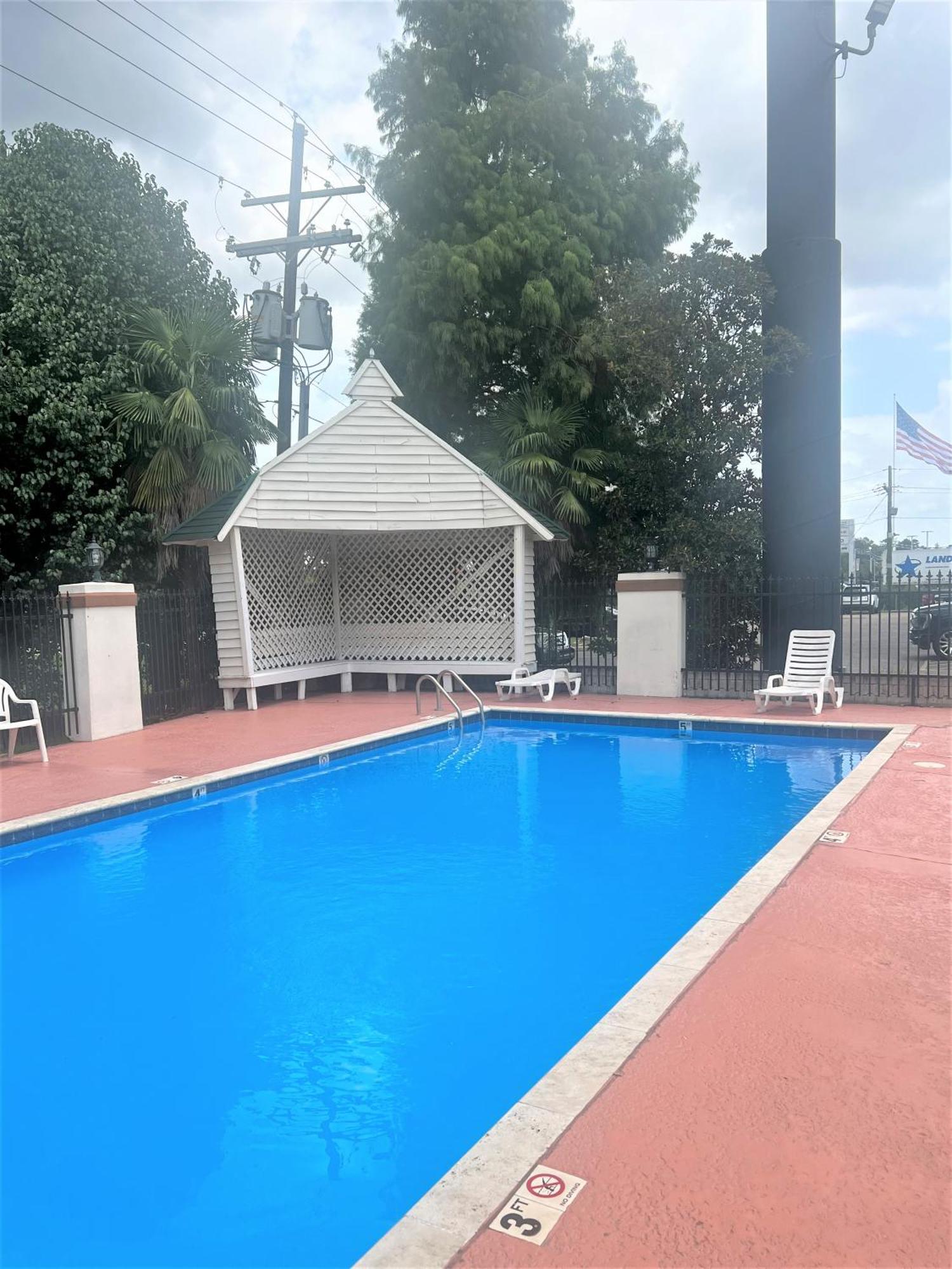 Days Inn By Wyndham Denham Springs-Baton Rouge East Buitenkant foto