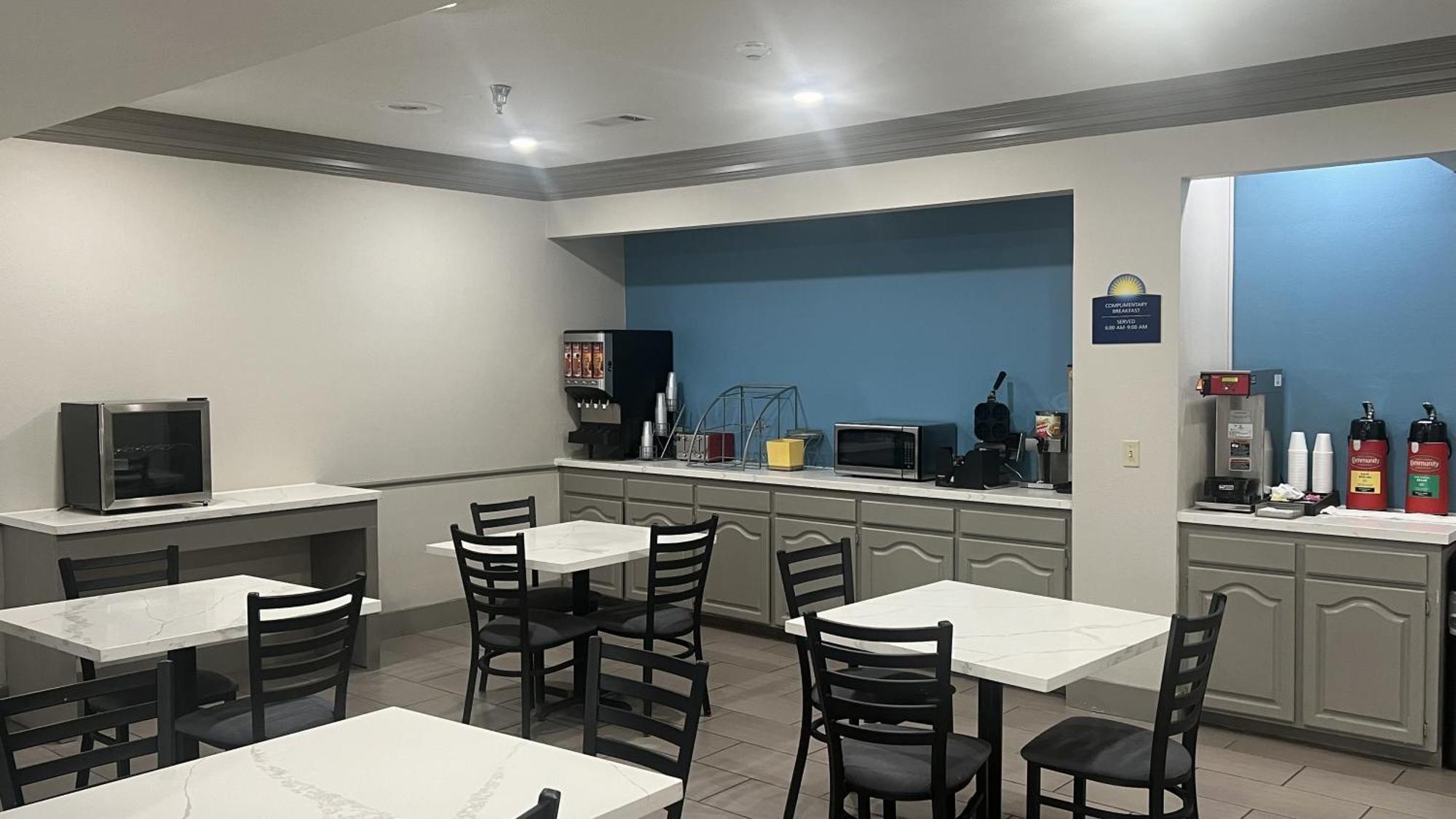 Days Inn By Wyndham Denham Springs-Baton Rouge East Buitenkant foto
